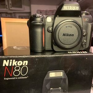 Nikon N80 vintage film camera body